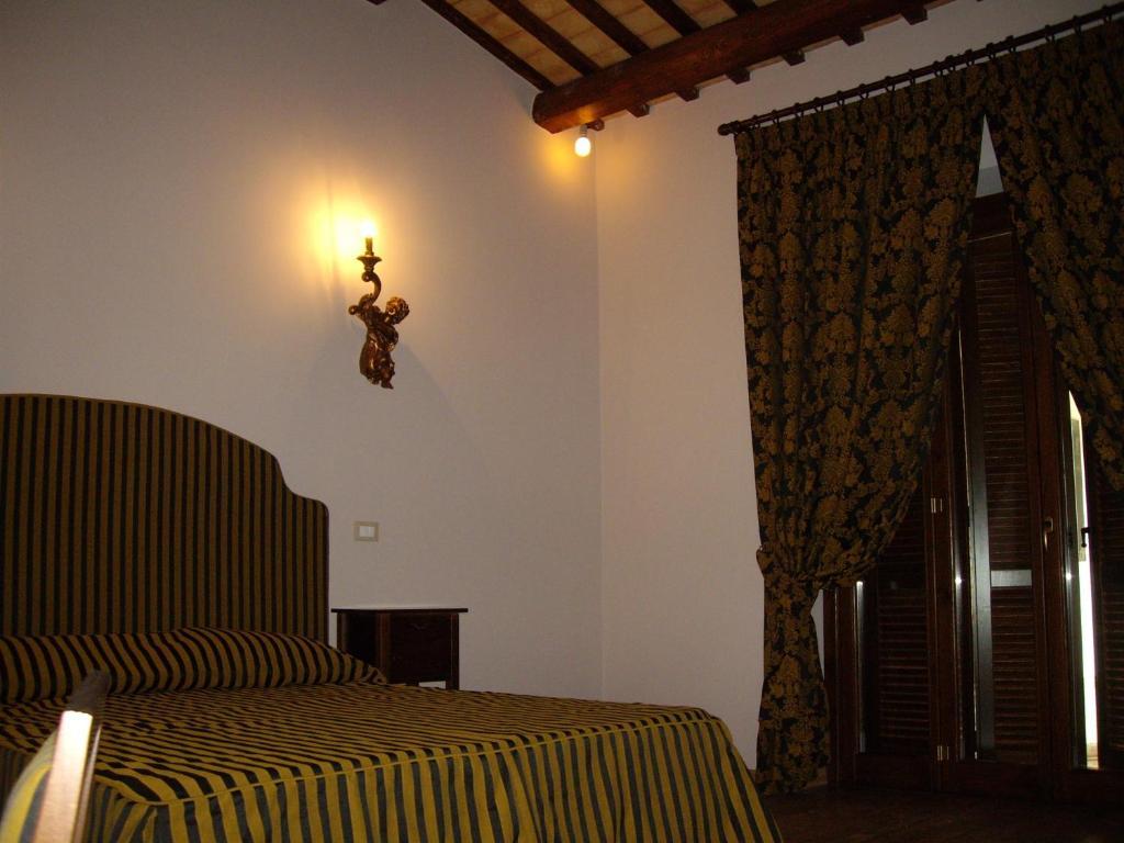 Agriturismo Il Borgo Degli Ulivi Розето дели Абруци Стая снимка