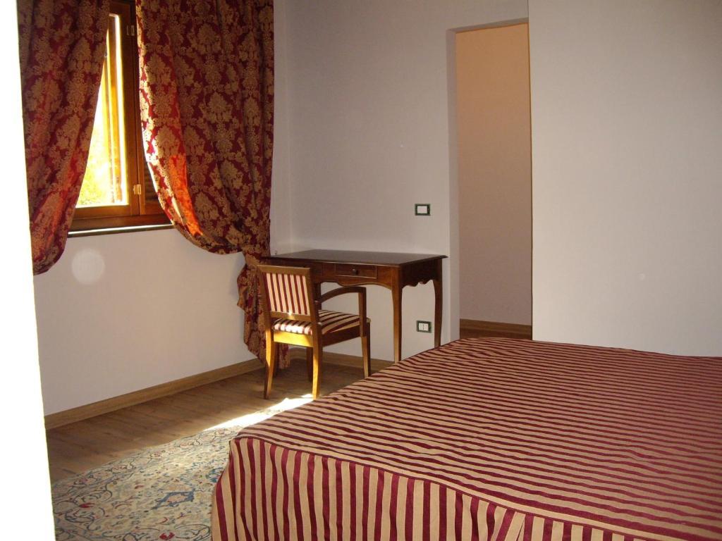 Agriturismo Il Borgo Degli Ulivi Розето дели Абруци Стая снимка